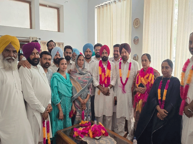 ਜ਼ਿਲ੍ਹਾ ਪ੍ਰੀਸ਼ਦ ਸ੍ਰੀ ਮੁਕਤਸਰ ਸਾਹਿਬ ਦੀ ਚੇਅਰਪ੍ਰਸਨ ਗੁਰਵਿੰਦਰ ਕੌਰ ਬਰਾੜ (ਆਪ), ਵਾਈਸ ਚੇਅਰਪ੍ਰਸਨ ਕੁਲਵਿੰਦਰ ਕੌਰ ਜੱਸੇਆਣਾ (ਅਕਾਲੀ ਦਲ) ਬਣੇ