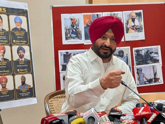 ਸਿੱਖ ਧਰਮ ਸ਼ਾਂਤੀ, ਹਿੰਮਤ, ਕੁਰਬਾਨੀ ਅਤੇ ਮਨੁੱਖਤਾ ਦੀ ਸੇਵਾ ਦਾ ਸੰਦੇਸ਼ ਦਿੰਦਾ ਹੈ, ਅੱਤਵਾਦ ਅਤੇ ਖੂਨ-ਖਰਾਬੇ ਦਾ ਨਹੀਂ- ਰਵਨੀਤ ਸਿੰਘ ਬਿੱਟੂ