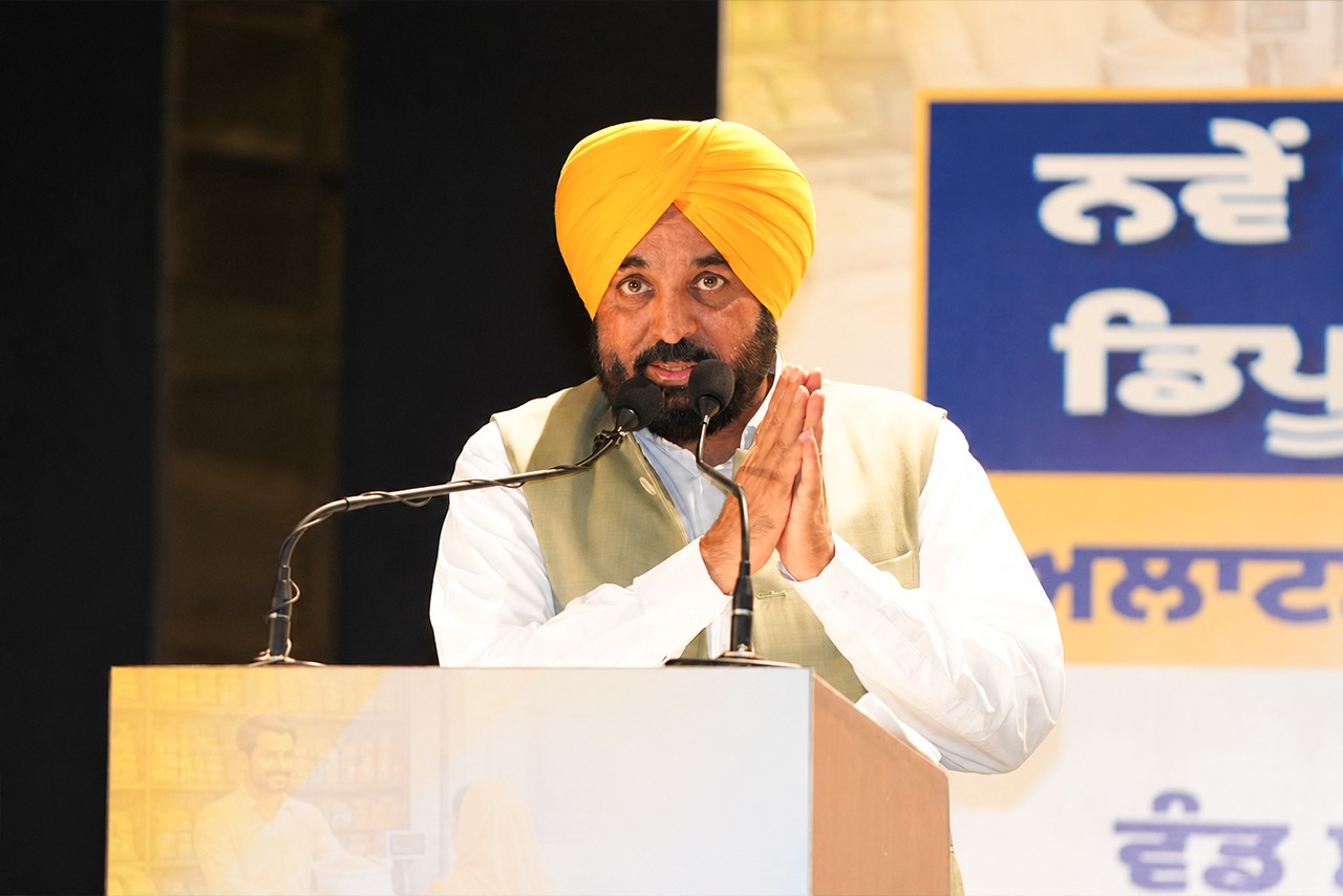 ਆਓ, ਮਿਲ ਕੇ ਸੇਵਾ, ਇਮਾਨਦਾਰੀ ਅਤੇ ਭਰੋਸੇ ਨਾਲ ਮੁੜ ਰੰਗਲਾ ਪੰਜਾਬ ਬਣਾਈਏ- ਮੁੱਖ ਮੰਤਰੀ ਮਾਨ
