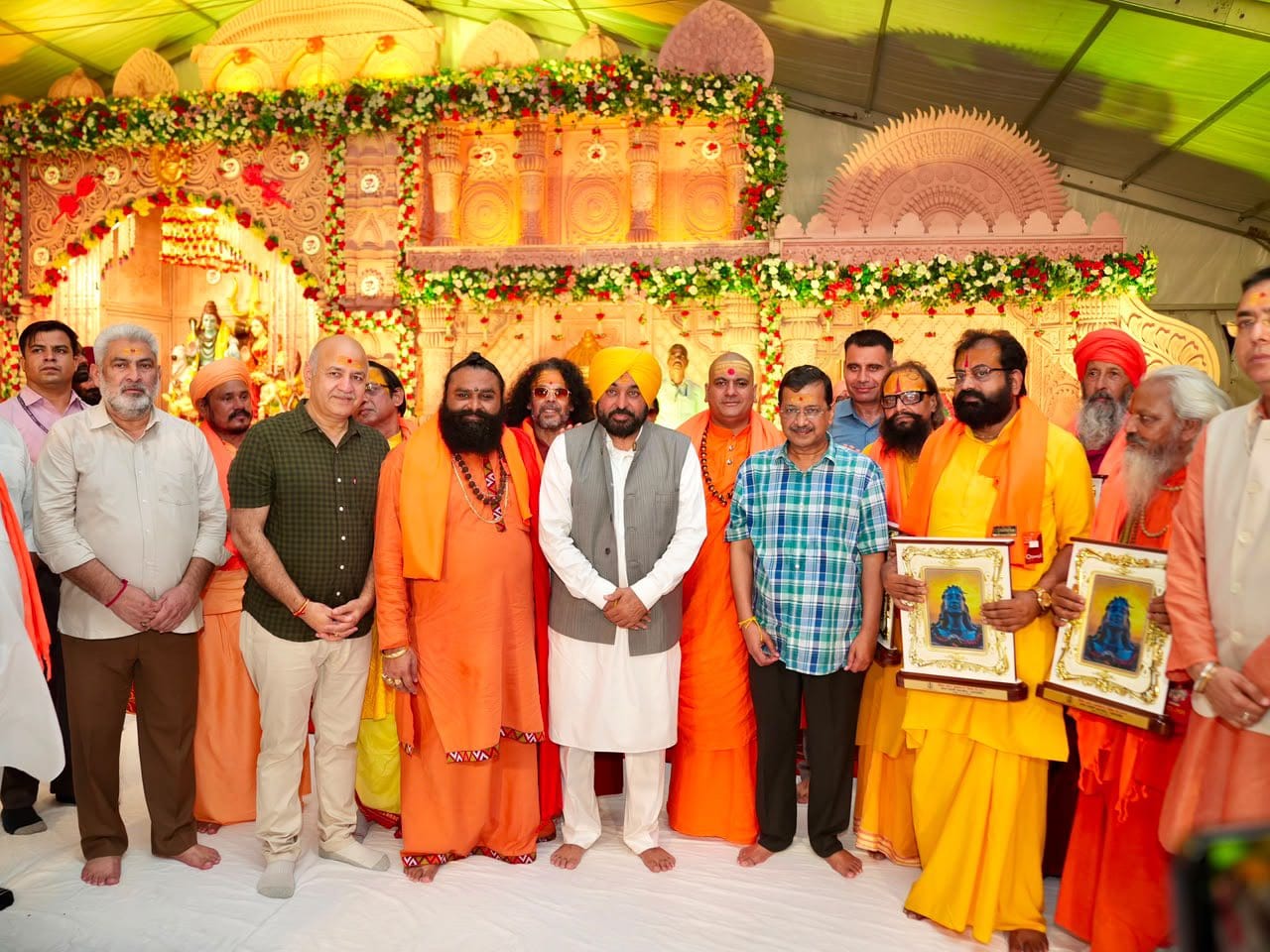 ਪੰਜਾਬ ਦੇ ਵੱਖ ਵੱਖ ਸ਼ਹਿਰਾਂ ’ਚ ਆਯੋਜਿਤ ਭਜਨ ਸੰਧਿਆ ਹੈ ਬ੍ਰਹਮ ਅਨੁਭਵ- ਅਰਵਿੰਦ ਕੇਜਰੀਵਾਲ