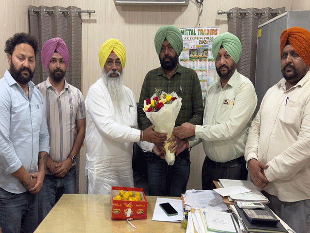 ਗੁਰਜੀਤ ਸਿੰਘ ਲੱਡੀ ਪਦਉੱਨਤ ਹੋ ਕੇ ਸੁਪਰਡੈਂਟ ਬਣੇ 