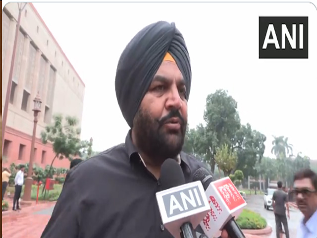 ਖ਼ਤਰੇ ’ਚ ਹੈ ਸਾਡਾ ਭ‌ਵਿੱਖ, ਅਸੀਂ ਲੜਾਈ ਰੱਖਾਂਗੇ ਜਾਰੀ- ਗੁਰਜੀਤ ਸਿੰਘ ਔਜਲਾ