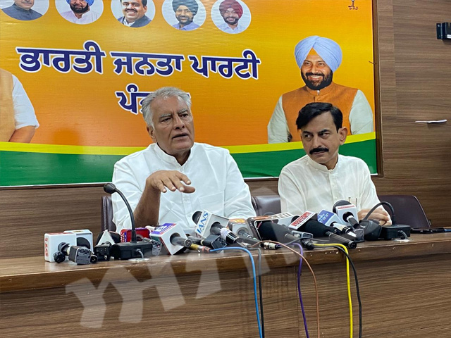 ਪੰਜਾਬ ਵਿੱਚ ਲੋਕਤੰਤਰ ਤੋਂ ਲੈ ਕੇ ਭਰਤੀ ਪ੍ਰਣਾਲੀ ਤੱਕ ਸਭ ਕੁਝ ਸਰਕਾਰ ਦੇ ਦਬਾਅ ਹੇਠ - ਜਾਖੜ