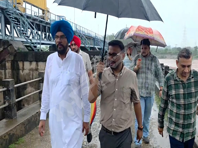 ਉੱਜ ਦਰਿਆ 'ਤੇ ਡੈਮ ਨਾ ਬਣਾਉਣਾ ਮਾਝੇ ਵਿਚ ਹੜ੍ਹਾਂ ਦਾ ਵੱਡਾ ਕਾਰਨ, ਕੇਂਦਰ ਤੁਰੰਤ ਮਨਜ਼ੂਰੀ ਦੇਵੇ - ਕੁਲਦੀਪ ਸਿੰਘ ਧਾਲੀਵਾਲ