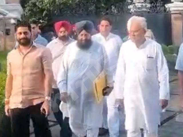 ਦਿੱਲੀ ਦੇ ਇੰਦਰਾ ਭਵਨ ਵਿਖੇ ਪੰਜ਼ਾਬ ਕਾਂਗਰਸ ਦੀ ਅਹਿਮ ਬੈਠਕ ਸ਼ੁਰੂ