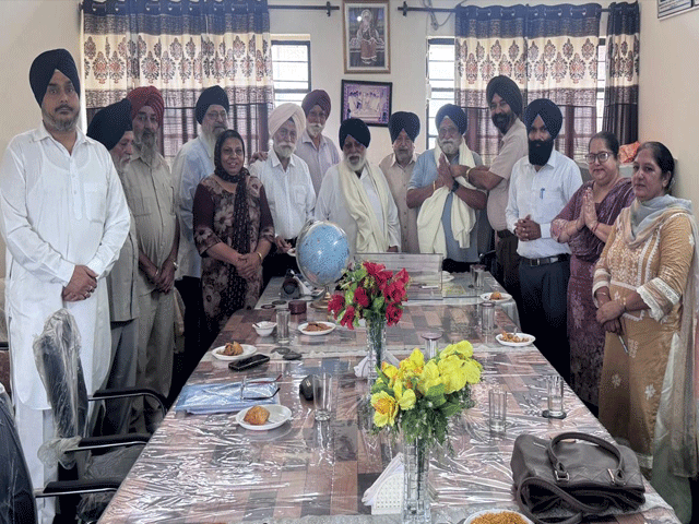 ਜਥੇਦਾਰ ਪਿਆਰਾ ਸਿੰਘ ਲਾਇਲਪੁਰੀ ਨੂੰ ਪ੍ਰਧਾਨ ਅਤੇ ਕੁਲਵੰਤ ਸਿੰਘ ਵਾਲੀਆ ਨੂੰ ਮੀਤ ਪ੍ਰਧਾਨ ਚੁਣਿਆਂ ਗਿਆ
