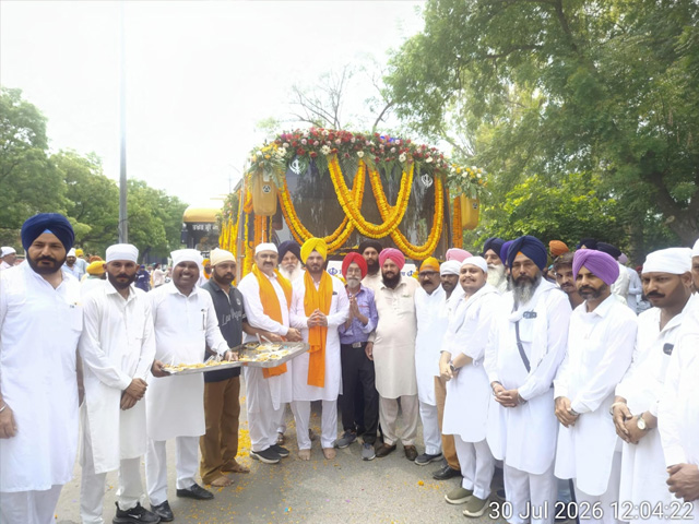 ਫਿਰੋਜ਼ਪੁਰ ਪਹੁੰਚਣ 'ਤੇ ਮੀਰੀ-ਪੀਰੀ ਖਾਲਸਾ ਮਾਰਚ ਦਾ ਨੰਨੂ ਦੀ ਅਗਵਾਈ ਵਿਚ ਅਕਾਲੀ ਆਗੂਆਂ ਵਲੋਂ ਭਰਵਾਂ ਸਵਾਗਤ