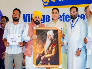 ਮੁੱਖ ਮੰਤਰੀ ਮਾਨ ਵਲੋਂ ਨਸ਼ਿਆਂ ਖ਼ਿਲਾਫ਼ ਮੁਹਿੰਮ ਹੋਰ ਤੇਜ਼ ਕਰਨ ਦਾ ਸੱਦਾ