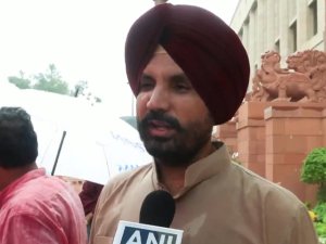 ਪੂਰਾ ਦੇਸ਼ ਜਾਣਦਾ ਹੈ, ਰਾਹੁਲ ਗਾਂਧੀ ਕਿਸੇ ਦਾ ਵੀ ਸਾਹਮਣਾ ਕਰਨ ਲਈ ਤਿਆਰ ਹਨ -  ਰਾਜਾ ਵੜਿੰਗ