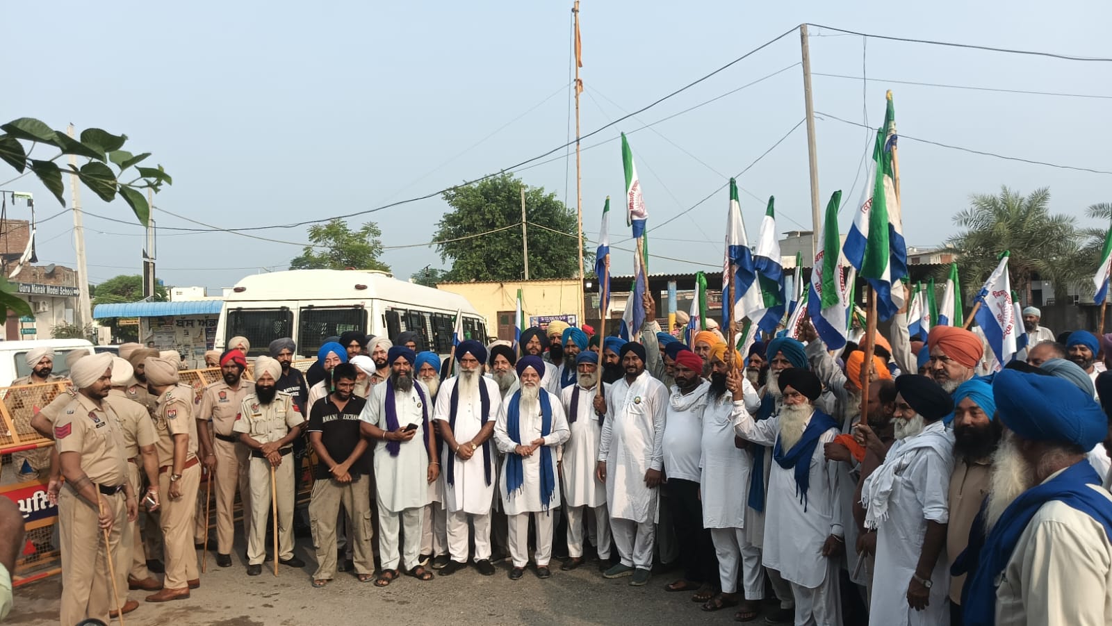 ਆਜ਼ਾਦੀ ਦਿਹਾੜੇ ਮੌਕੇ ਫਿਰੋਜ਼ਪੁਰ ਵਿਚ ਕਿਸਾਨਾਂ ਵਲੋਂ ਰੋਸ਼ ਪ੍ਰਦਰਸ਼ਨ