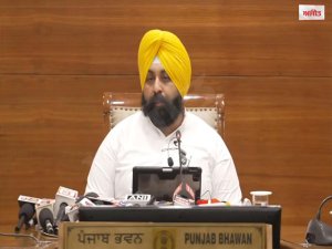 ਸਿੱਖਿਆ ਮੰਤਰੀ ਹਰਜੋਤ ਸਿੰਘ ਬੈਂਸ ਵਲੋਂ ਪ੍ਰੈੱਸ ਕਾਨਫ਼ਰੰਸ