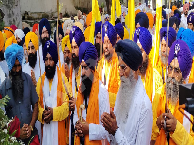 ਗੁਰਦੁਆਰਾ ਫ਼ਤਹਿਗੜ੍ਹ ਸਾਹਿਬ ਤੋਂ ਮੀਰੀ ਪੀਰੀ ਖ਼ਾਲਸਾ ਮਾਰਚ ਅਗਲੇ ਪੜਾਅ ਲਈ ਹੋਇਆ ਰਵਾਨਾ
