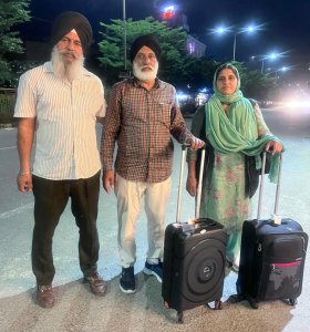 ਡਰੋਨ ਗਤੀਵਿਧੀ ਕਾਰਨ ਦਿੱਲੀ ’ਚ ਰੁਕੀ ਮਲੇਸ਼ੀਆ ਏਅਰਲਾਈਨ ਦੀ ਉਡਾਣ 24 ਘੰਟਿਆਂ ਬਾਅਦ ਰਾਜਾਸਾਂਸੀ ਪੁੱਜੀ