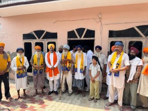 ਮਾਨਾਂਵਾਲਾ ਦੇ ਕਈ ਪਰਿਵਾਰ ਅਕਾਲੀ ਦਲ ਵਾਰਿਸ ਪੰਜਾਬ ਦੇ ਵਿਚ ਹੋਏ ਸ਼ਾਮਿਲ