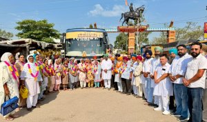 ਵਿਧਾਇਕ ਕੁਲਜੀਤ ਸਿੰਘ ਰੰਧਾਵਾ ਵਲੋਂ ਤੀਰਥ ਸਥਾਨਾਂ ਲਈ ਤਿੰਨ ਹੋਰ ਬੱਸਾਂ ਰਵਾਨਾ