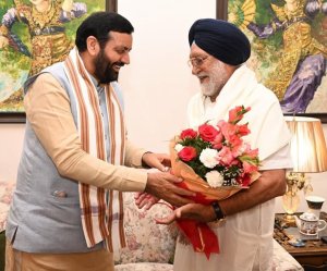 ਬਾਦਲ ਪਰਿਵਾਰ ਦੇ ਕਰੀਬੀ ਰਿਸ਼ਤੇਦਾਰ ਭਾਜਪਾ ਵਿਚ ਹੋਣਗੇ ਸ਼ਾਮਿਲ