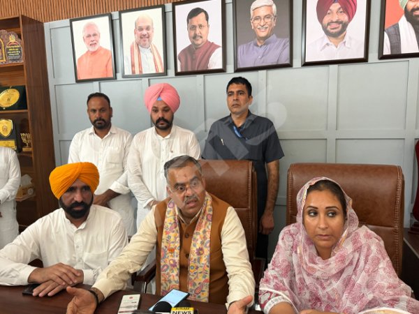 ਚੋਣਾ 'ਚ ਕਾਂਗਰਸ ਅਤੇ ਆਮ ਆਦਮੀ ਪਾਰਟੀ ਹਮੇਸ਼ਾਂ ਨੂਰਾ ਕੁਸ਼ਤੀ ਖੇਡਦੀਆ ਹਨ - ਤਰੁਣ ਚੁੱਘ