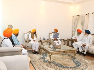 ਸ਼੍ਰੋਮਣੀ ਅਕਾਲੀ ਦਲ (ਪੁਨਰ ਸੁਰਜੀਤ) ਦੇ ਪੰਜ-ਮੈਂਬਰੀ ਵਫ਼ਦ ਨੇ ਮੁੱਖ ਮੰਤਰੀ ਭਗਵੰਤ ਮਾਨ ਨਾਲ ਕੀਤੀ ਮੁਲਾਕਾਤ
