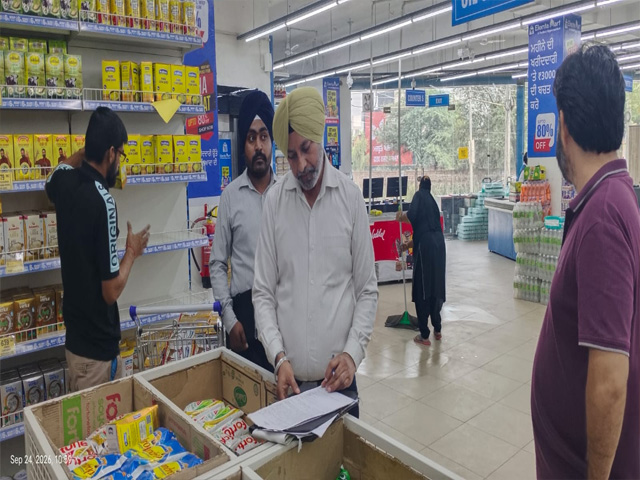 ਫੂਡ ਸੇਫਟੀ ਵਿਭਾਗ ਵਲੋਂ ਏਲਾਂਟਾ ਮਾਰਟ ਉਪਰ ਛਾਪੇਮਾਰੀ, 36 ਲੀਟਰ ਦੇਸੀ ਘਿਉ ਕੀਤਾ ਜ਼ਬਤ