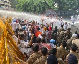 ਚੋਣ ਕਮਿਸ਼ਨ ਖਿਲਾਫ ਪੰਜਾਬ ਕਾਂਗਰਸ ਦਾ ਧਰਨਾ, ਨਹੀਂ ਸ਼ਾਮਿਲ ਹੋਏ ਸਚਿਨ ਪਾਇਲਟ, ਬਾਜਵਾ 'ਤੇ ਚੰਨੀ ਵੀ ਰਹੇ ਗੈਰਹਾਜ਼ਰ