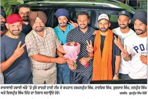 ਏਸ਼ਿਆਈ ਖੇਡਾਂ ਦੇ ਸੋਨ ਤਗਮਾ ਜੇਤੂ ਹਾਕੀ ਖਿਡਾਰੀਆਂ ਦਾ ਰਾਜਾਸਾਂਸੀ ਹਵਾਈ ਅੱਡੇ ’ਤੇ ਭਰਵਾਂ ਸਵਾਗਤ