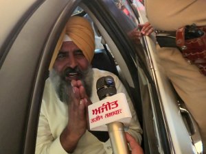 ਪਰਮਾਤਮਾ ਦਾ ਅਸ਼ੀਰਵਾਦ ਲੈਣ ਲਈ ਅੱਜ ਅੰਮ੍ਰਿਤਸਰ ਸਾਹਿਬ ਪਹੁੰਚੇ ਹਾਂ - ਪਰਗਟ ਸਿੰਘ