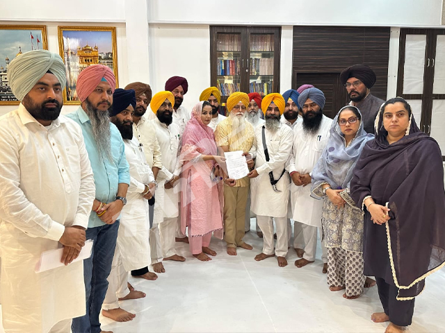 ਆਮ ਆਦਮੀ ਪਾਰਟੀ ਦੇ ਵਿਧਾਇਕ ਸ੍ਰੀ ਅਕਾਲ ਤਖ਼ਤ ਸਾਹਿਬ ਸਕੱਤਰੇਤ ਪਹੁੰਚੇ