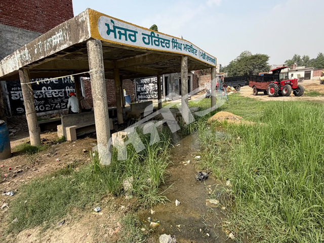 ਰਾਜਾਸਾਂਸੀ ਦਾਣਾ ਮੰਡੀ ਚ ਝੋਨੇ ਦੀ ਫਸਲ ਦੇ ਲੱਗੇ ਅੰਬਾਰ, ਚੁਕਾਈ ਨਾ ਹੋਣ ਕਾਰਨ ਕਿਸਾਨ ਤੇ ਆੜ੍ਹਤੀਏ ਪ੍ਰੇਸ਼ਾਨ