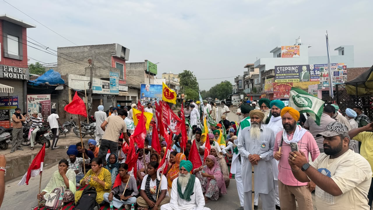 ਪੰਜਾਬ ਬੰਦ ਦੇ ਸੱਦੇ ਤੇ ਮਹਿਤਪੁਰ ਪੂਰਨ ਬੰਦ, ਰੋਡ ਜਾਮ ਕਰਕੇ ਜਥੇਬੰਦੀਆ ਵੱਲੋਂ ਧਰਨਾ ਪ੍ਰਦਰਸ਼ਨ