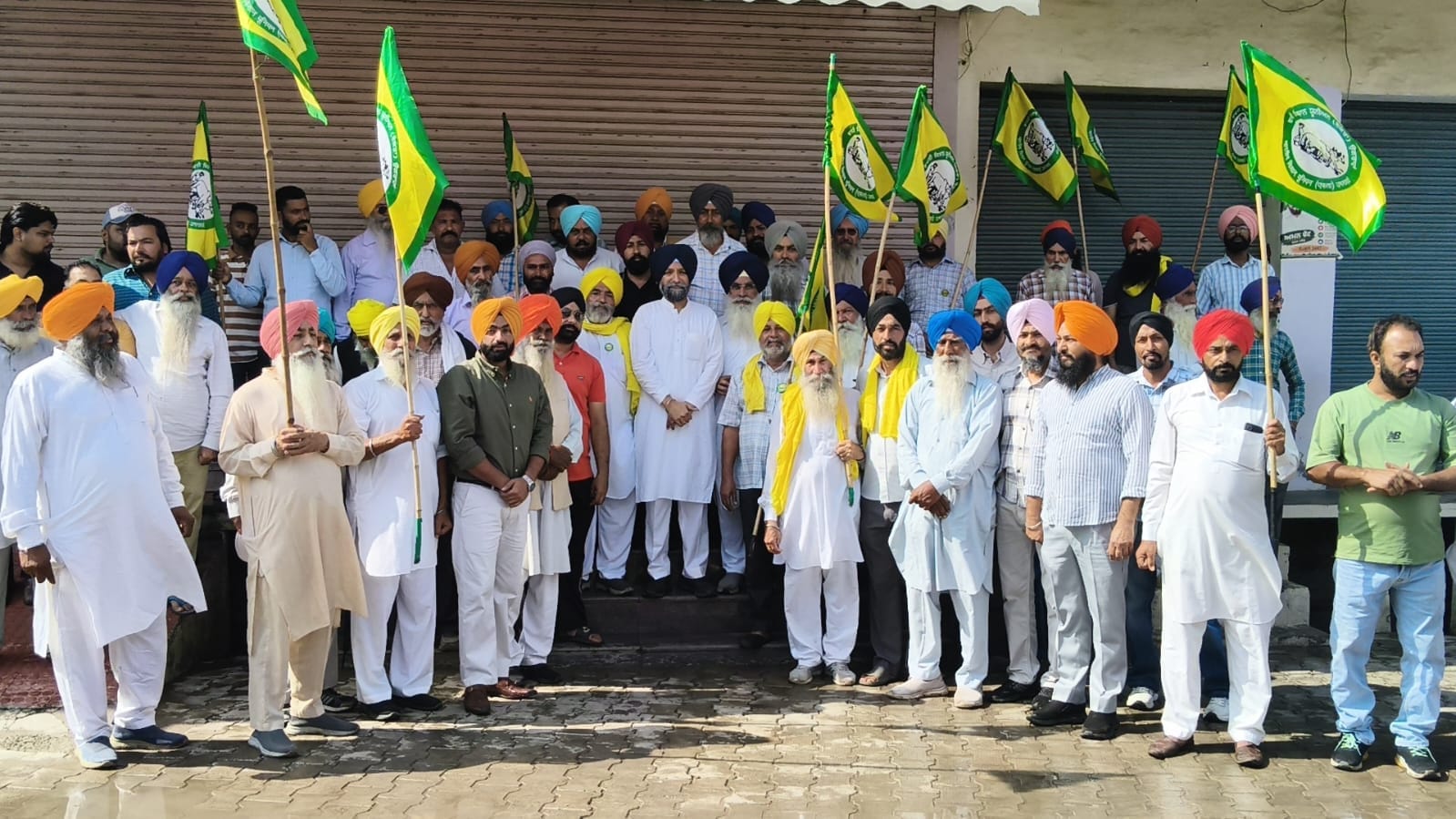 ਪਰਵਿੰਦਰ ਸਿੰਘ ਝੋਟਾ ਕਤਲ ਮਾਮਲੇ ਨੂੰ ਲੈ ਕੇ ਸਨੌਰ ਬੰਦ ਕਰਵਾਇਆ