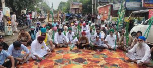 ਭੁਲੱਥ ਵਿਖੇ ਪਰਵਿੰਦਰ ਸਿੰਘ ਦੀ ਹੱਤਿਆ ਦੇ ਵਿਰੋਧ ਵਿੱਚ ਵੱਖ-ਵੱਖ ਜਥੇਬੰਦੀਆਂ ਵੱਲੋਂ ਰੋਸ ਪ੍ਰਦਰਸ਼ਨ ਸੁਰੂ
