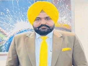 ਪੰਜ ਘੰਟਿਆਂ ਦੀ ਪੁੱਛਗਿੱਛ ਤੋਂ ਬਾਅਦ ਓ.ਐਸ.ਡੀ. ਰਾਜਵੀਰ ਸਿੰਘ ਘੁੰਮਣ ਬਾਹਰ ਨਿਕਲੇ