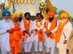 ਨਗਰ ਕੀਰਤਨ ਤਲਵੰਡੀ ਖੁੰਮਣ ਪੁੱਜਣ 'ਤੇ ਕੀਤਾ ਭਰਵਾਂ ਸਵਾਗਤ