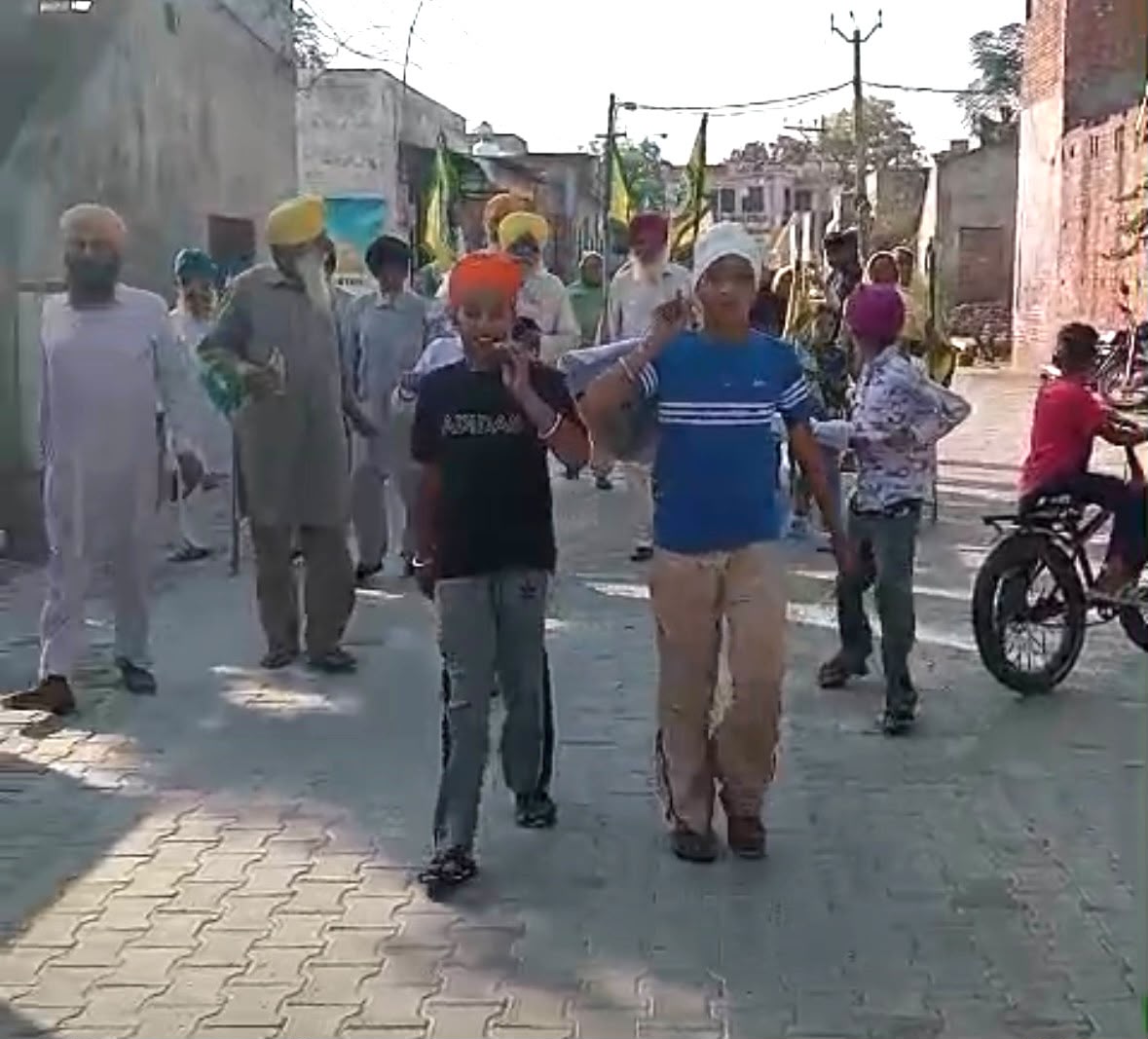 ਪਿੰਡ ਛਾਹੜ ਵਿਖੇ ਭਾਰਤੀ ਕਿਸਾਨ ਯੂਨੀਅਨ ਏਕਤਾ (ਉਗਰਾਹਾਂ) ਦੀ ਅਗਵਾਈ ਹੇਠ ਕੀਤੀ ਗਈ ਨਾਅਰੇਬਾਜ਼ੀ