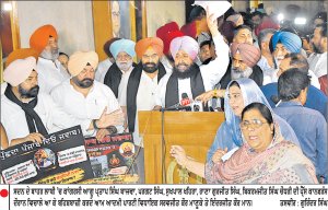 ਇਜਲਾਸ ਦੇ ਆਖ਼ਰੀ ਦਿਨ ਭਾਰੀ ਹੰਗਾਮਾ
ਸਦਨ ਦੇ ਬਾਹਰ ਭਿੜੇ ਕਾਂਗਰਸ ਤੇ ਆਮ ਆਦਮੀ ਪਾਰਟੀ ਦੇ ਵਿਧਾਇਕ